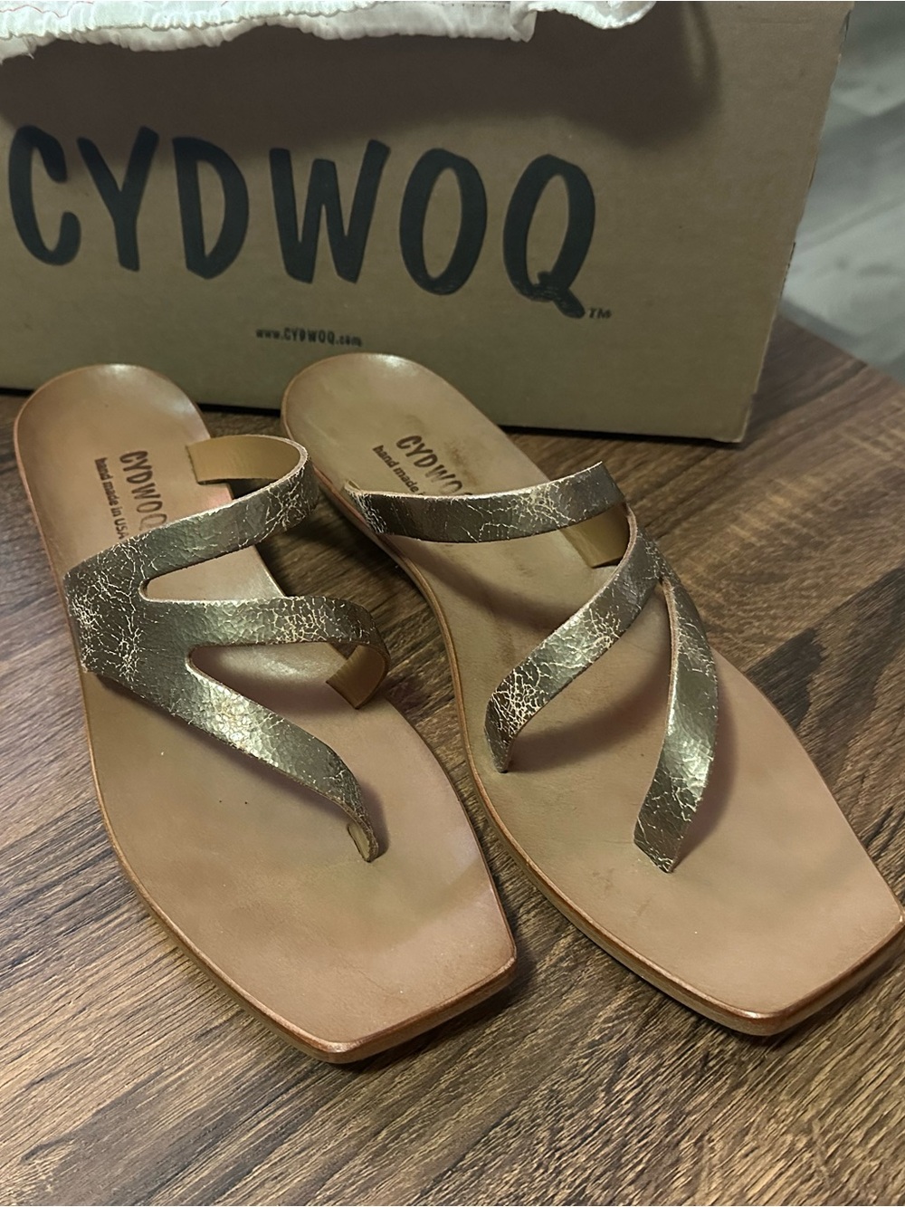 Cydwoq Cupertino Gold Leather heeled Sandals 42